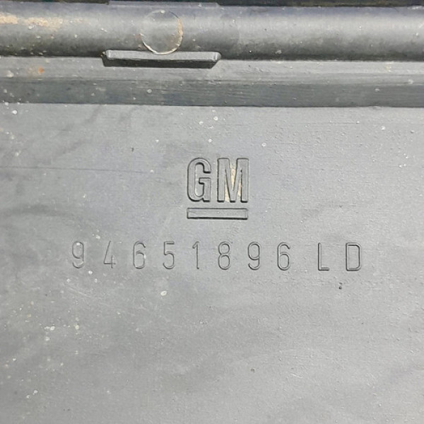 Polaina Direita Para Choque Traseiro  Gm Chevette L 1.6 1993 Não Informado