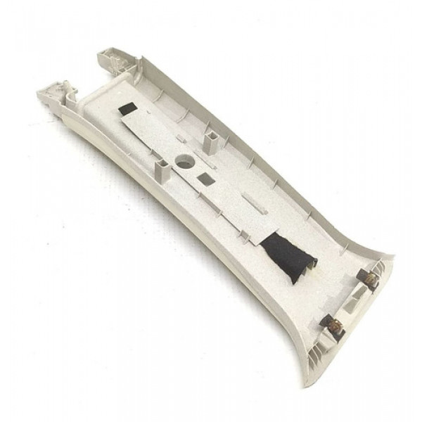 Capa Superior Coluna Central Esquerda Fiat Punto 2012    925