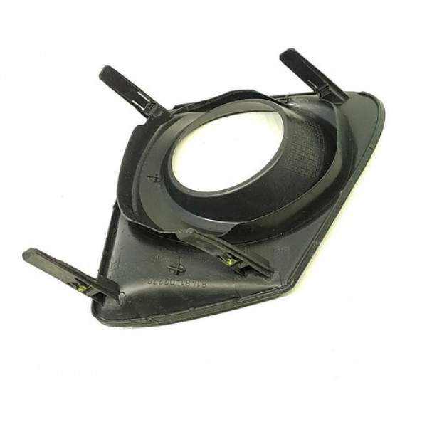 Moldura Farol Milha Direito Toyota Corolla Xei 2014 94016 Preto Direito