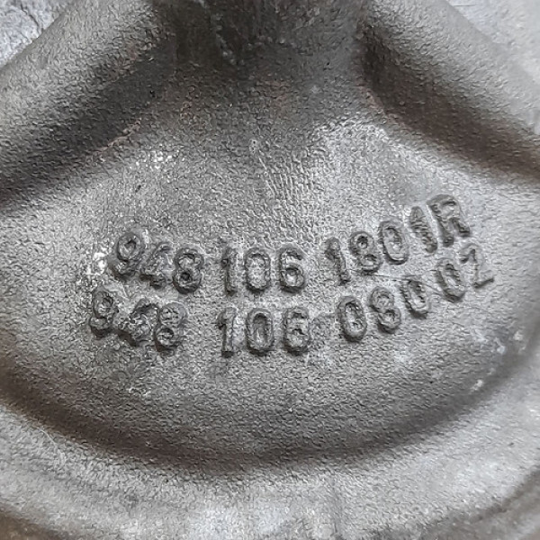 Cavalete Água Válvula Termostática  Porsche Cayenne S 4.8 T 