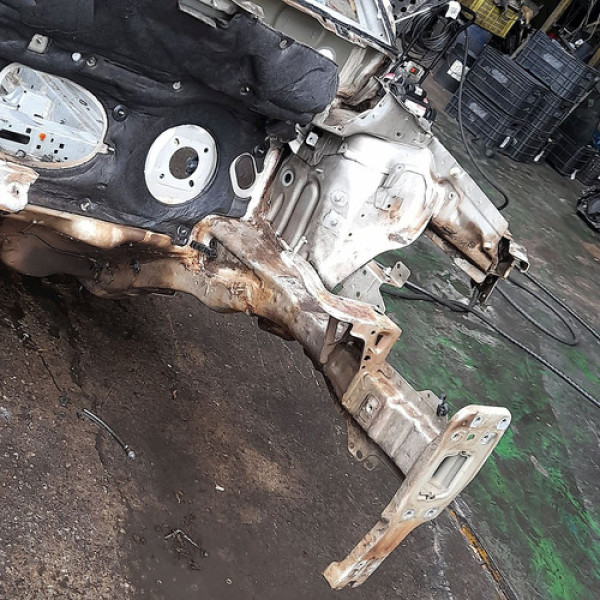 Longarina Esquerda  Fiat Linea Dual 1.8 16v 2011 193955