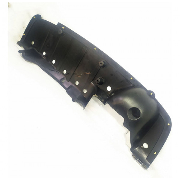 Para-barro Central Para-choque Traseiro Vw Polo Class 1.8  1