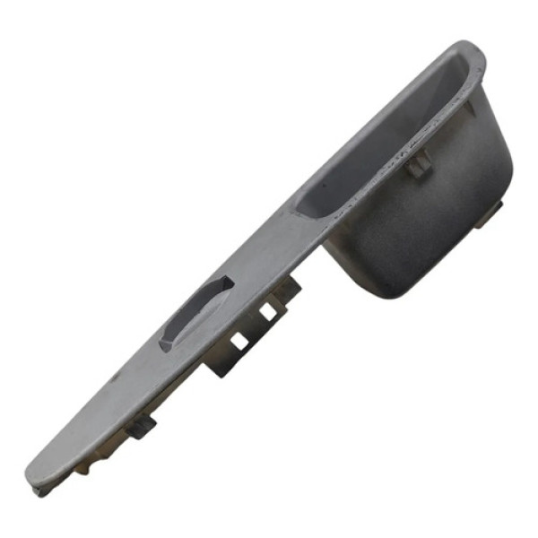 Puxador Porta Dianteira Direita  Chery Celer 1.5  2013 21265 Não Informado