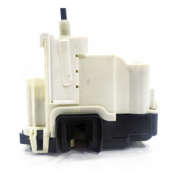 Fechadura Porta Dianteira Esquerda Fiat Cronos 1.8 16v At 20