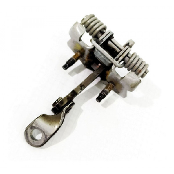 Limitador Porta Dianteira Direita Peugeot 206 2007 112558