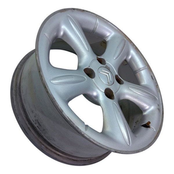 Roda Dianteira Direita Citroën Xsara Glx 1.6 2001 V1762 - P3 Não Informado