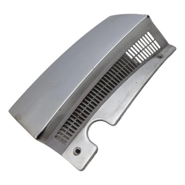 Acabamento Inferior Lanterna Esquerda Meriva 1.8 8v 2005     Não Informado