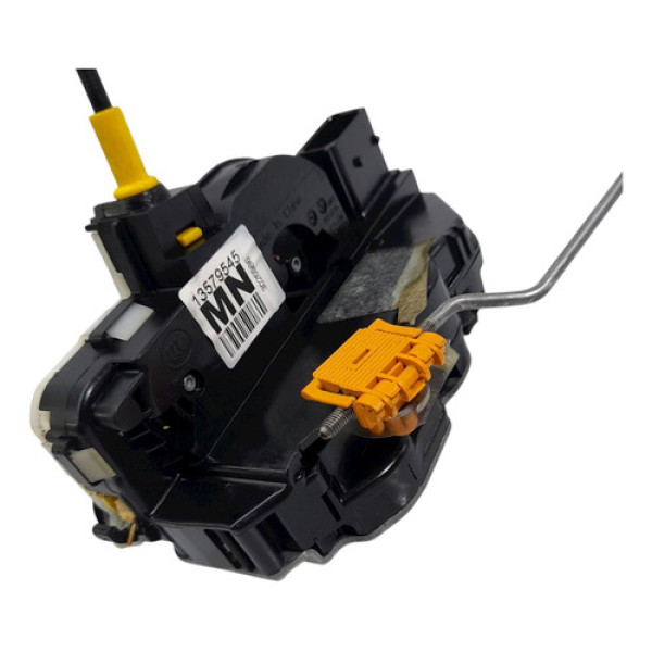 Fechadura Porta Traseira Esquerda  Gm Tracker Premier 1.4  2