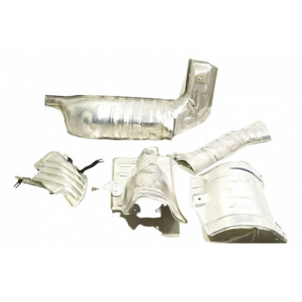 Kit Defletor Calor Escapamento Honda Fit Lx Cvt 2017 42800