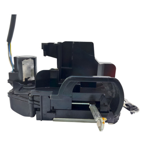 Fechadura Porta Esquerda  Fiat Palio 2014 198868 Não Informado