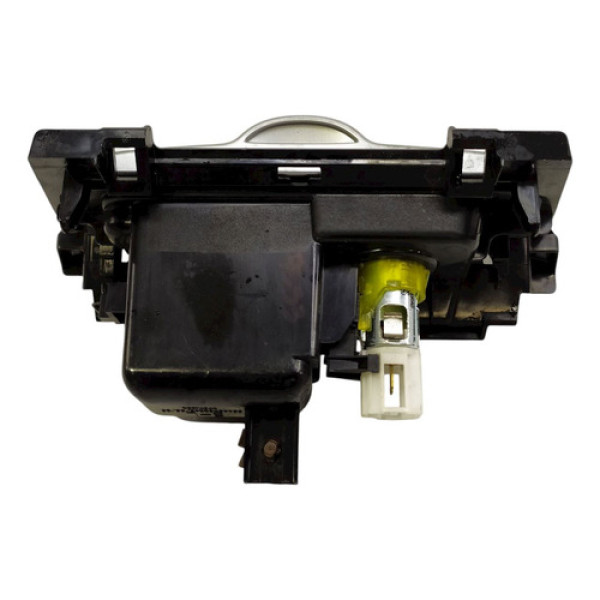 Porta Treco Tomada 12v Painel  Toyota Corolla Xei 2.0 2012 2 Não Informado