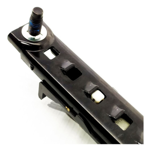 Trilho Regulagem Cinto Dianteiro Direito Gm Prisma 1.4 At  2