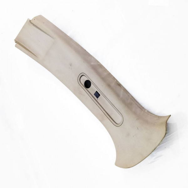 Capa Superior Coluna Central Esquerda  Renault Sandero 1.6 8