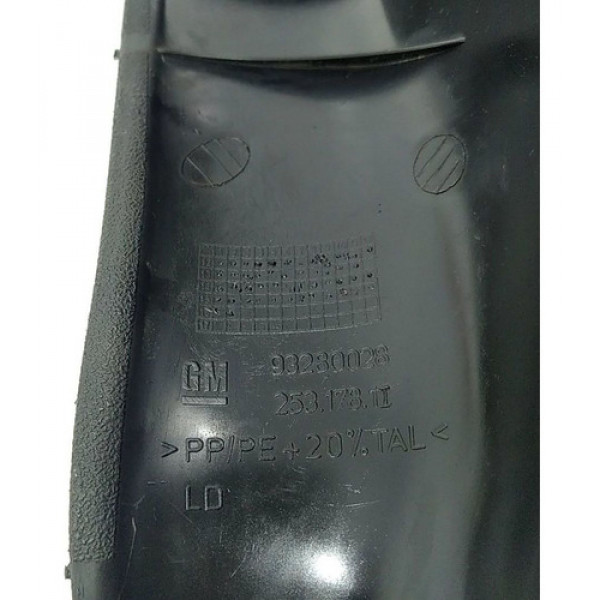 Soleira Direita Pé De Coluna Gm Classic 2015 Original 8872