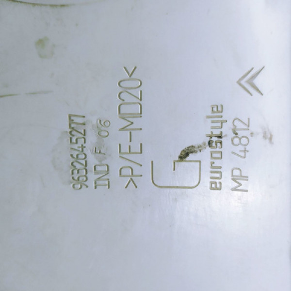 Capa Coluna Traseira Esquerda Citroën C5 2.0 Mt 2002 104762