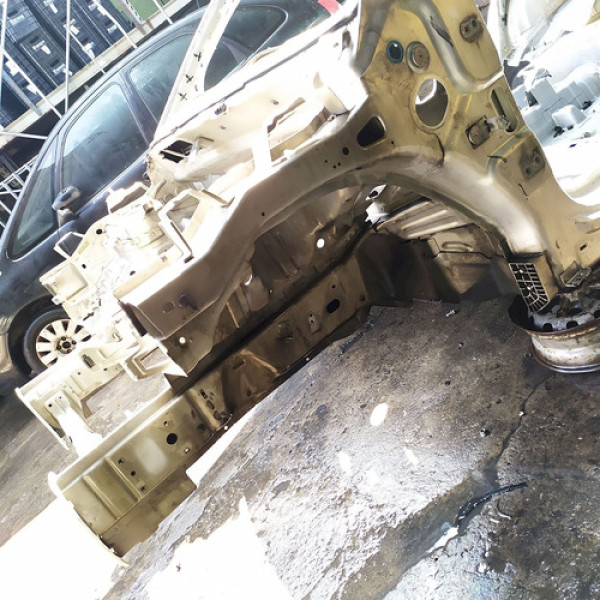 Longorina Esquerda  Dodge Journey R/t 2012 202329 Não Informado