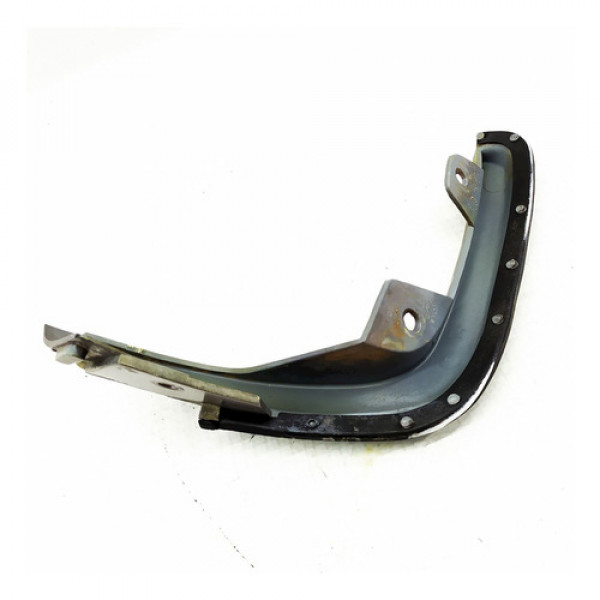 Moldura Pisca Paralama Esquerdo    144379