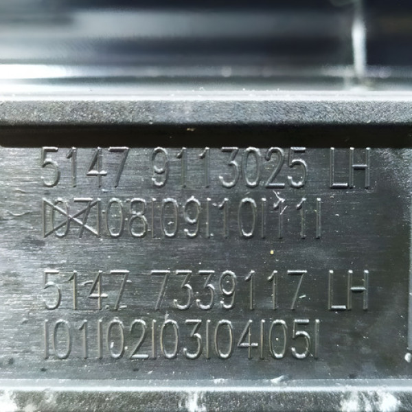 Soleira Dianteira Esquerda Bmw 750i Ya81 2015 38767 Não Informado