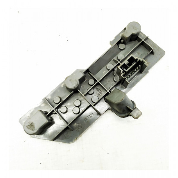 Circuito Elétrico Lanterna Direita Renault Clio 1.6 16v Sed 