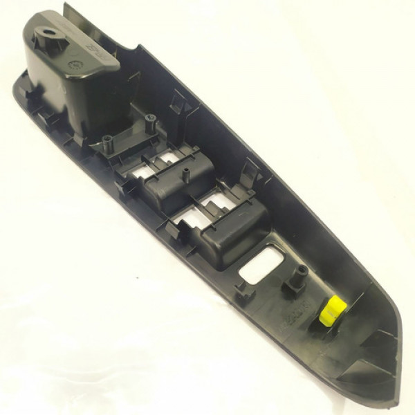 Puxador Porta Dianteira Esquerda Toyota Etios Xs 2016 97749