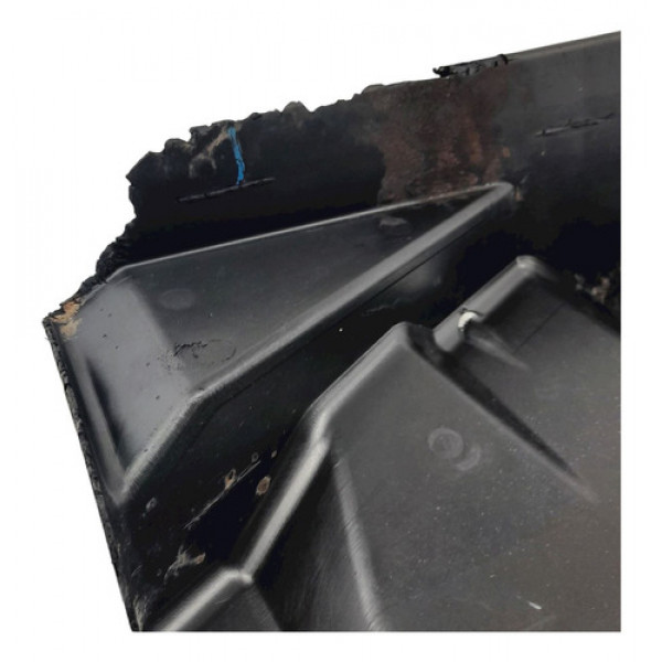Protetor Polia Motor Fiat Palio Weekend Locker 1.8 8v 2010  