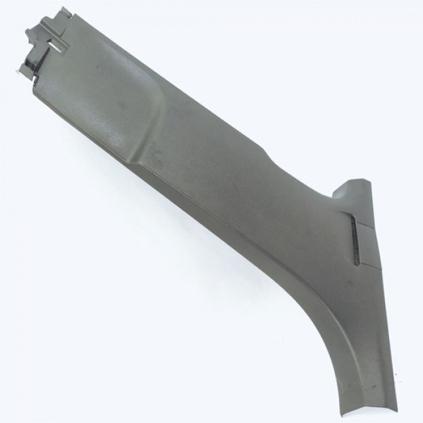 Capa Inferior Coluna Central Direita Vw Tiguan Tsi 2015