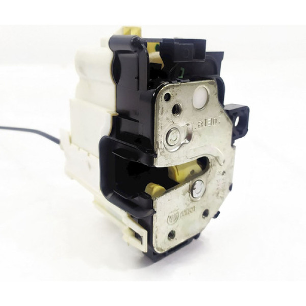 Fechadura Porta Dianteira Esquerda Fiat Cronos 1.8 16v At 20