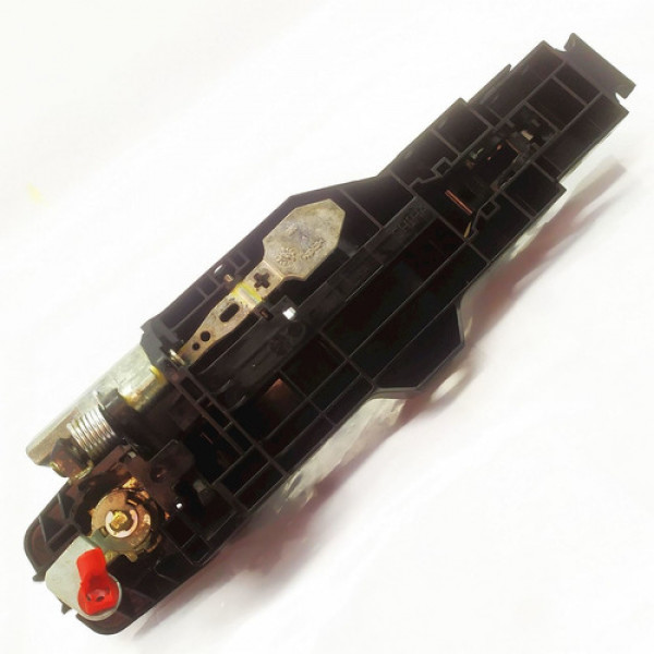 Maçaneta Externa Dianteira Esquerda Nissan March 1.6s  2012 