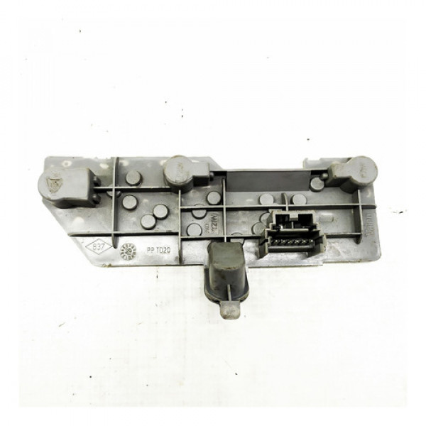 Circuito Elétrico Lanterna Direita Renault Clio 1.6 16v Sed 