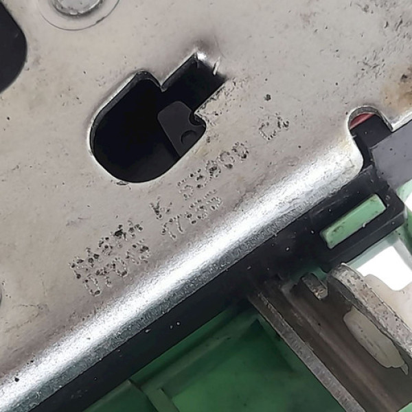 Fechadura Porta Dianteira Direita  Fiat Punto 1.6 2013 19265