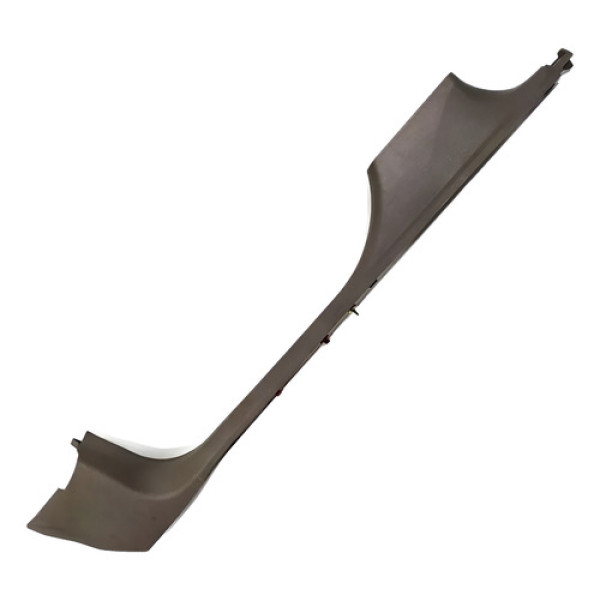 Soleira Porta Dianteira Direita Gm Cruze Lt 1.4 2018 101392 Preto