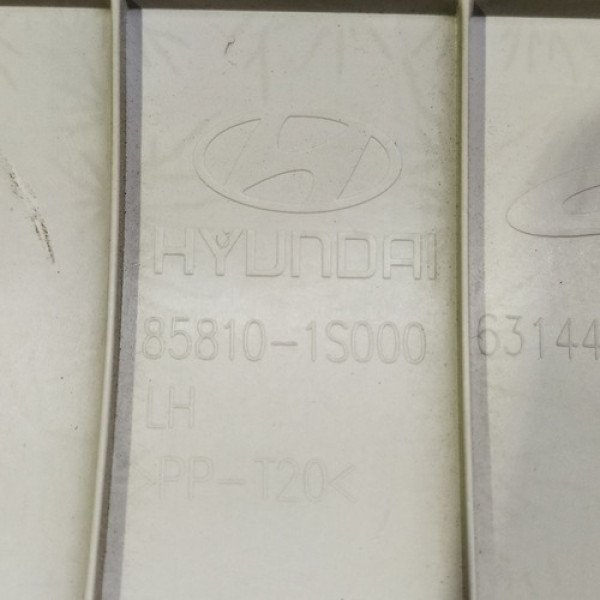 Capa Esquerda Coluna Para-brisa  Hyundai Hb20 1.0  2013 2038 Não Informado