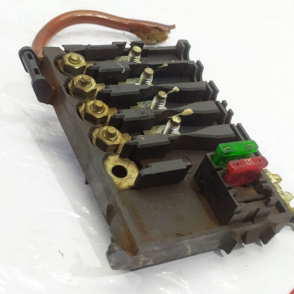 Caixa Fusível Relé Bateria Volkswagen Bora 2001 79634