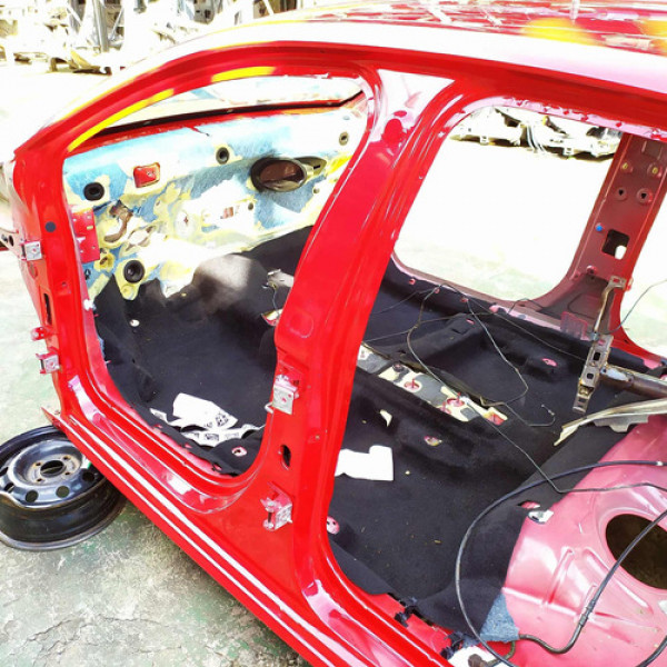 Coluna Central Esquerda Peugeot 208 2017 Original 1308