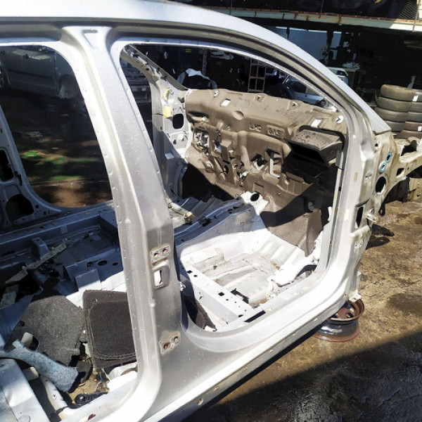 Caixa Ar Pé Coluna Central Direita  Dodge Journey R/t 2012 2 Não Informado