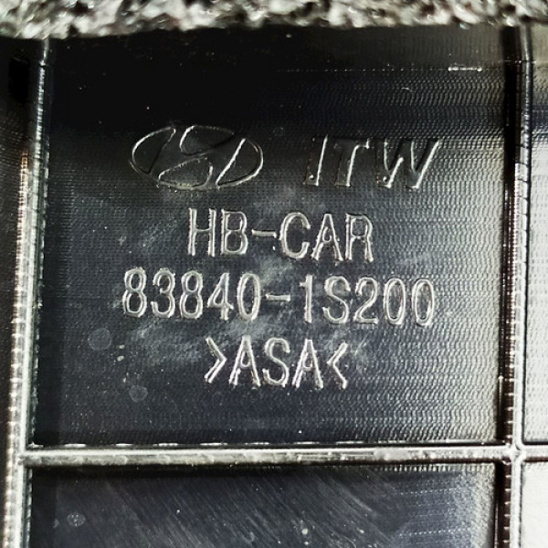 Moldura Externa Porta Traseira Direita Hyundai Hb20 1.0 2017