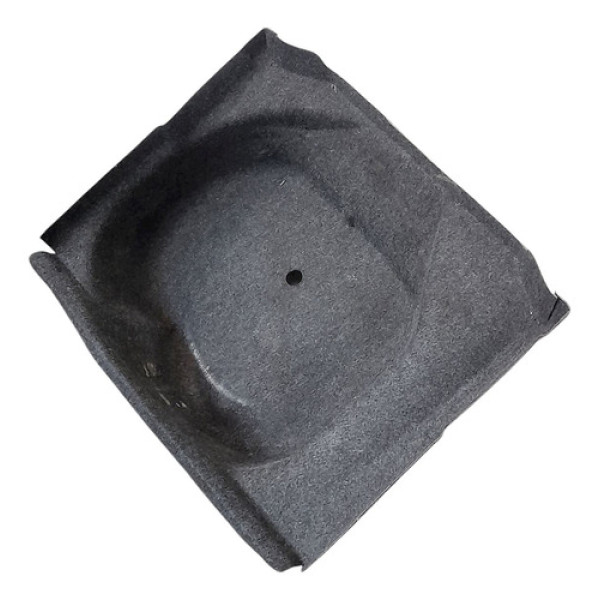 Carpete Assoalho Caixa Roda Estepe  Mercedes-benz B200 2.0 2 Não Informado