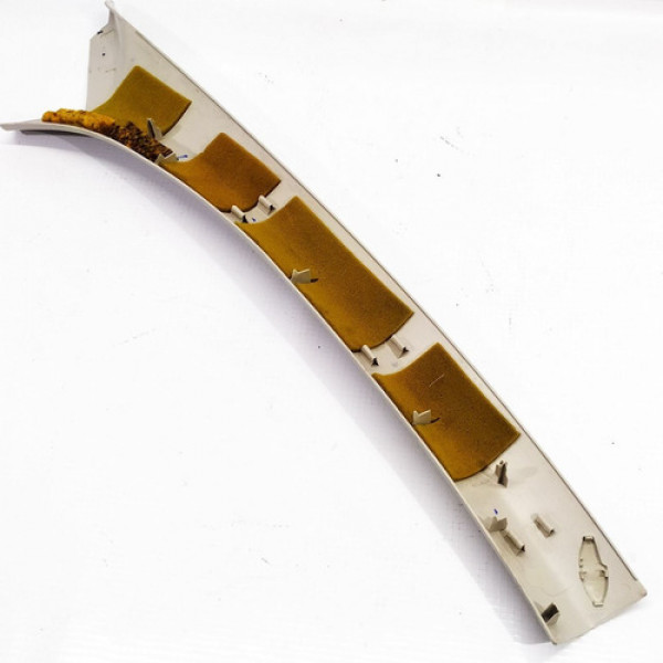 Capa Coluna Esquerda Para-brisa Peugeot 207 Q.silver 2011 76