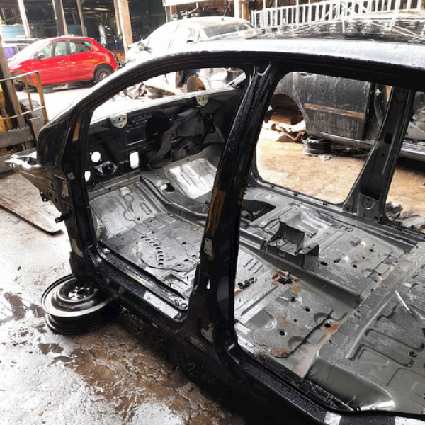 Caixa Ar Pé Coluna Central Esquerda  Mercedes-benz B200 2.0 