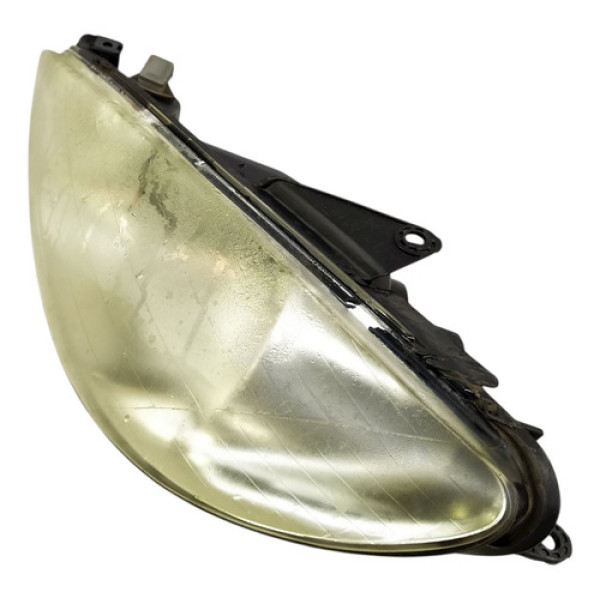 Farol Esquerdo Peugeot 206 1.4 2008 V1776 - P16 Direito/passageiro