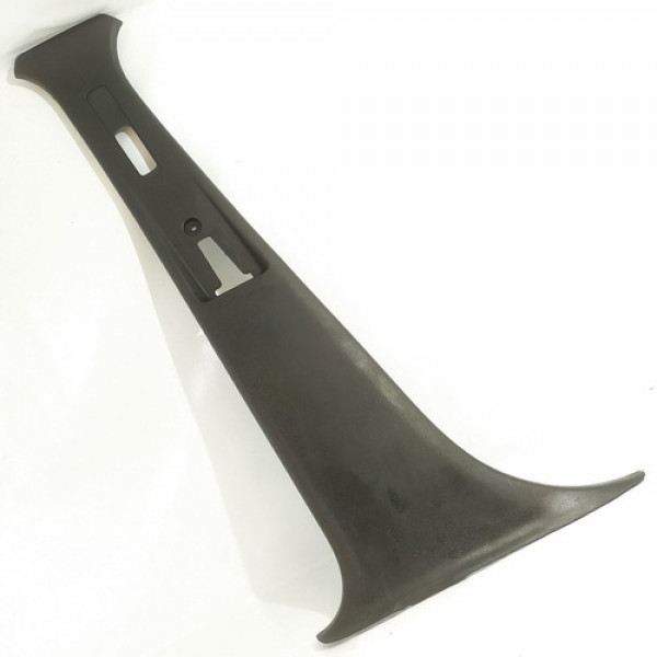 Capa Coluna Central Esquerda Kwid 2018 Original 72045