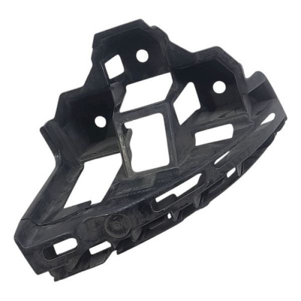 Guia Esquerdo Para Choque Traseiro Vw Jetta 2015    16212