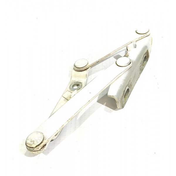 Dobradiça Esquerda Capô Vw Santana 2003    135786