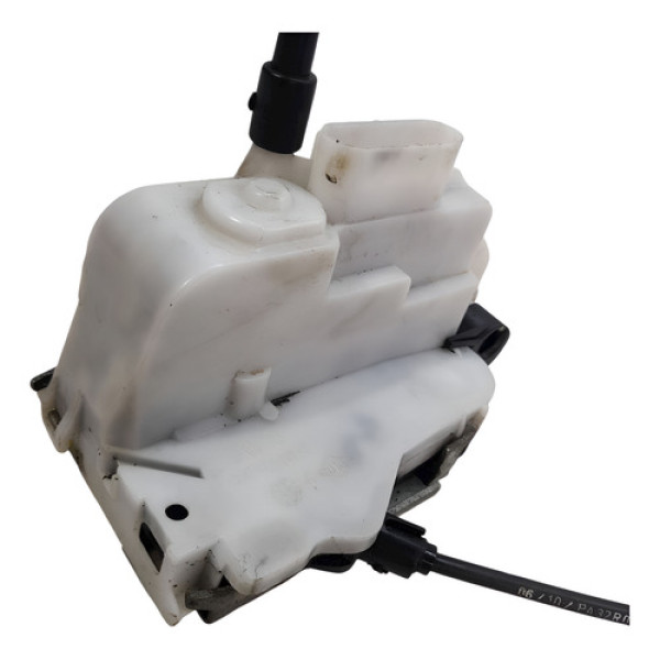 Fechadura Porta Dianteira Esquerda  Citroën C3 1.4 2011 1970 Não Informado