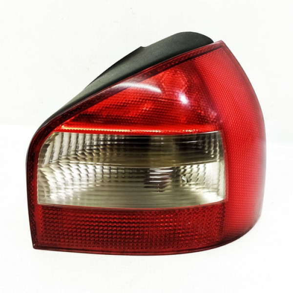 Lanterna Direita Audi A3 2002    127911