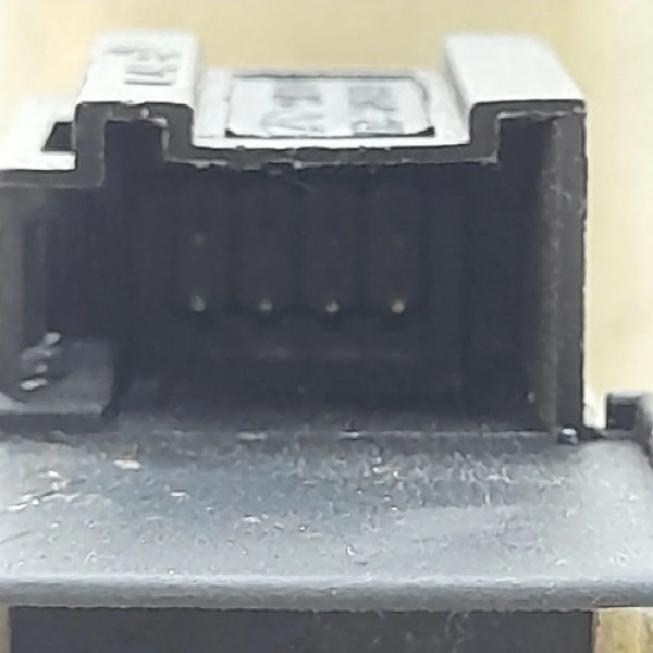 Botão Vidro Elétrico Porta Traseira Esquerda  Chery Celer 1.