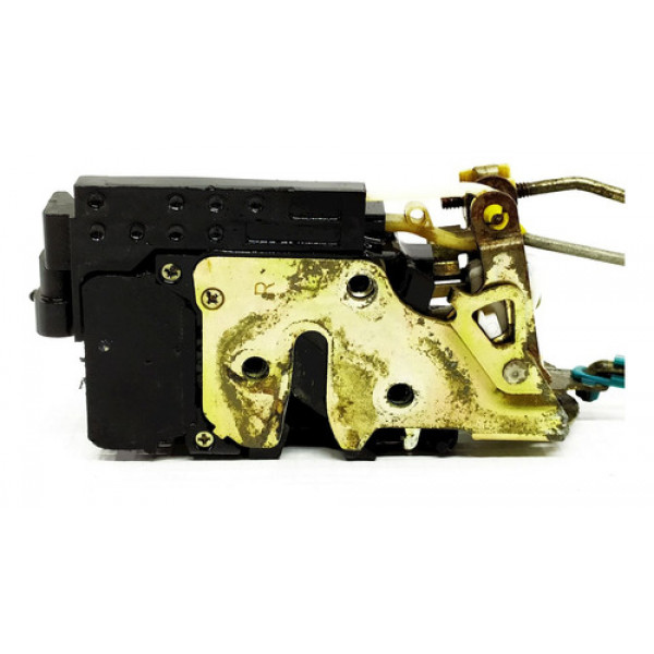 Fechadura Porta Dianteira Direita Daewoo Leganza 1997    141