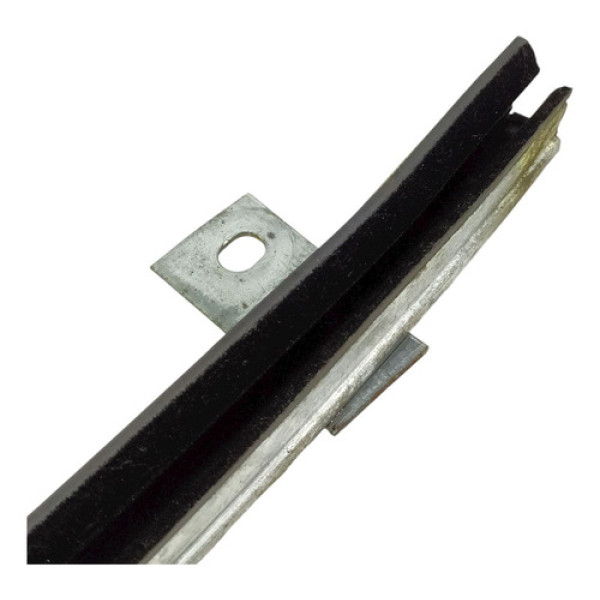 Guia Canaleta Vidro Porta Dianteira Direita  Bmw 323i  1998 