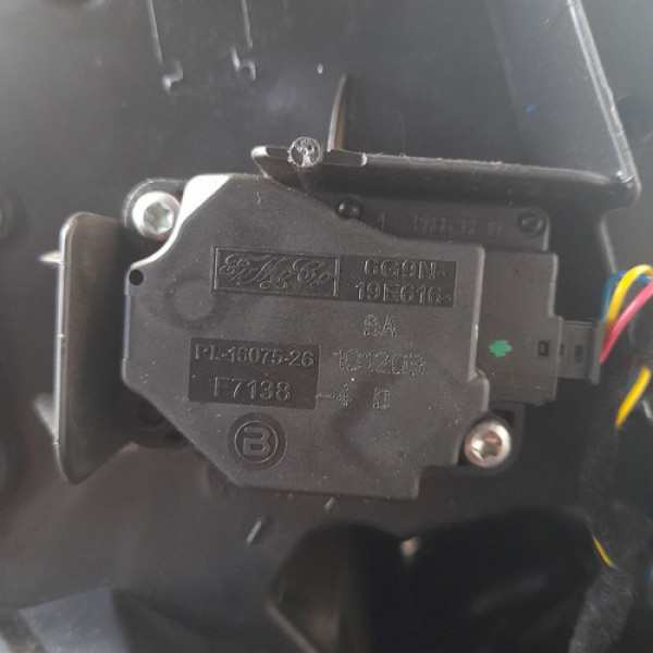 Caixa Ar Condicionado Volvo Xc60 3.0t Dynamic 2011 156313