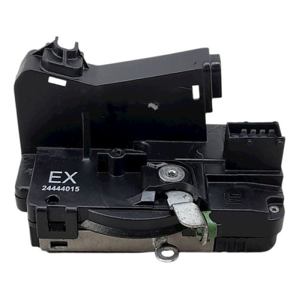 Fechadura Porta Dianteira Esquerda  Gm Corsa Sedan 1.8 2003 